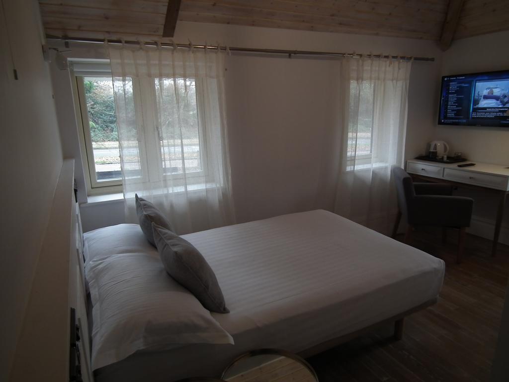 The Kingsley At Eversley Экстерьер фото