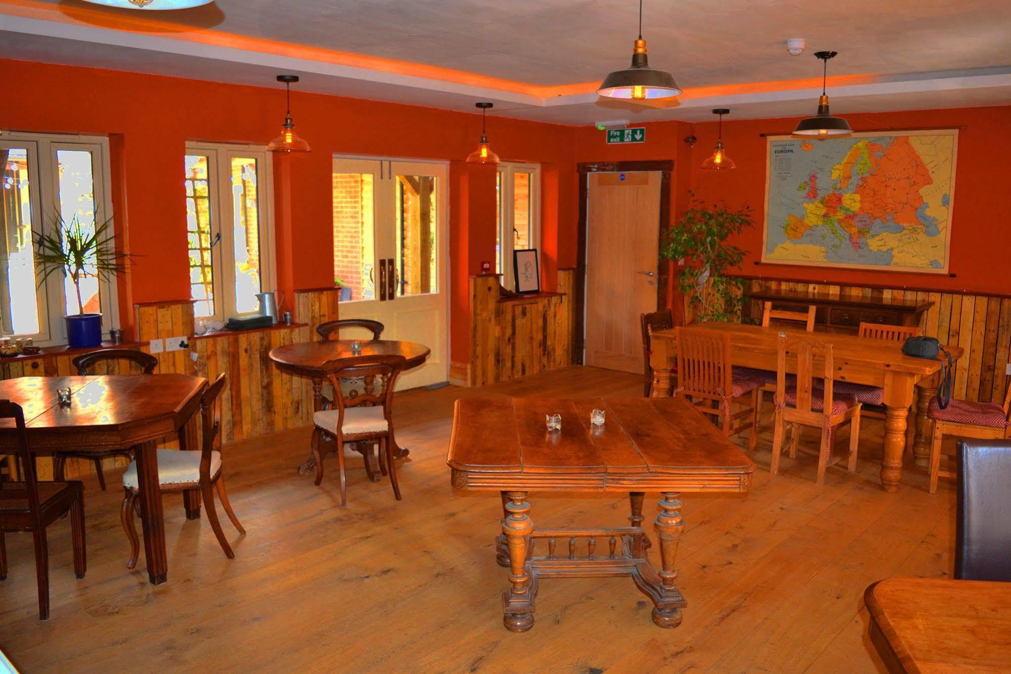 The Kingsley At Eversley Экстерьер фото